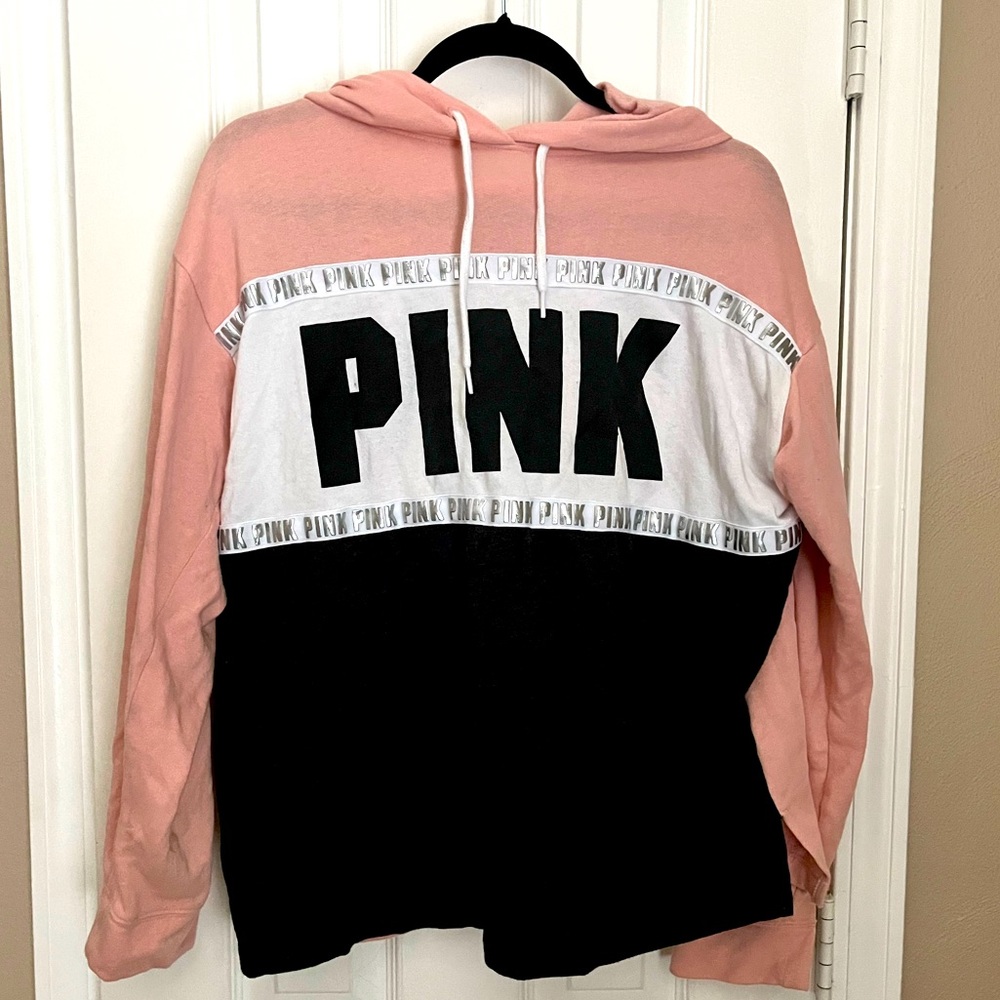 VS pink hoodie